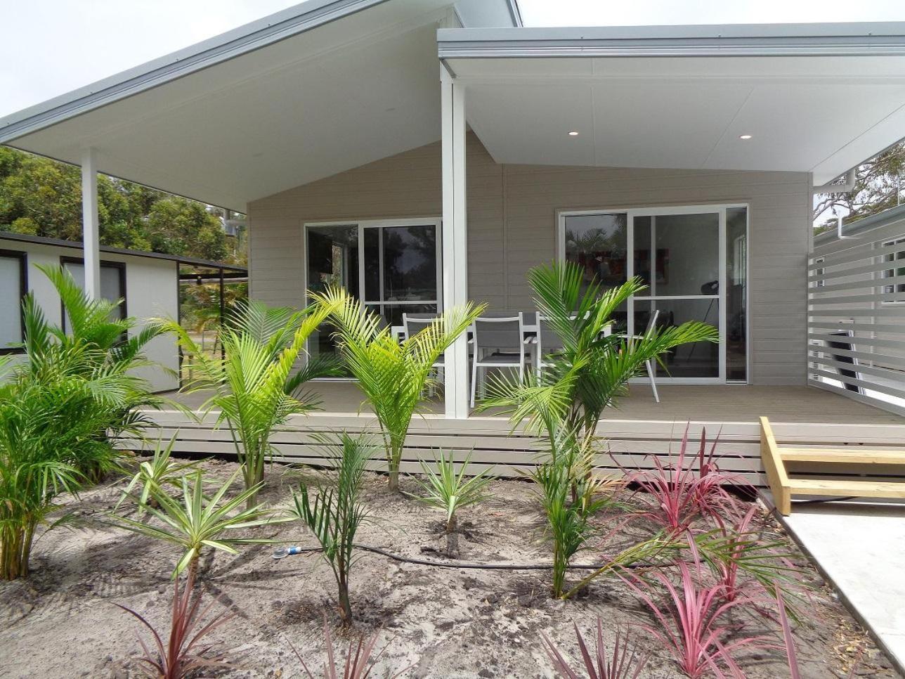 Ingenia Holidays One Mile Beach Exteriör bild